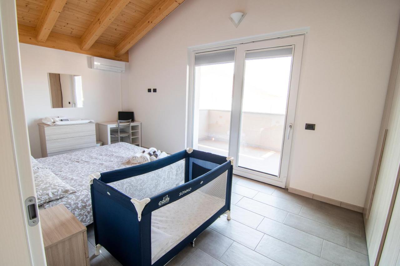 דירות Dubino Attico Bella Vista מראה חיצוני תמונה