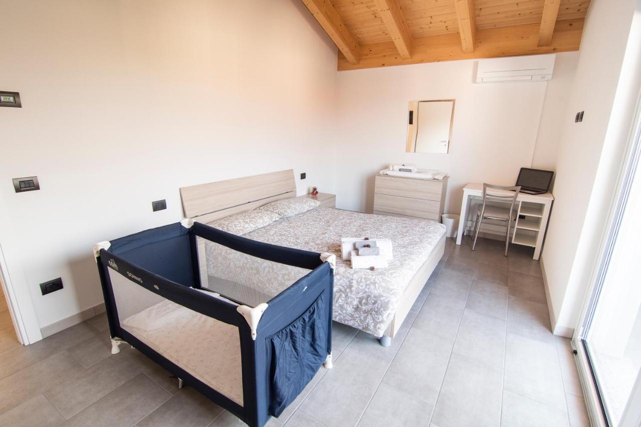 דירות Dubino Attico Bella Vista מראה חיצוני תמונה