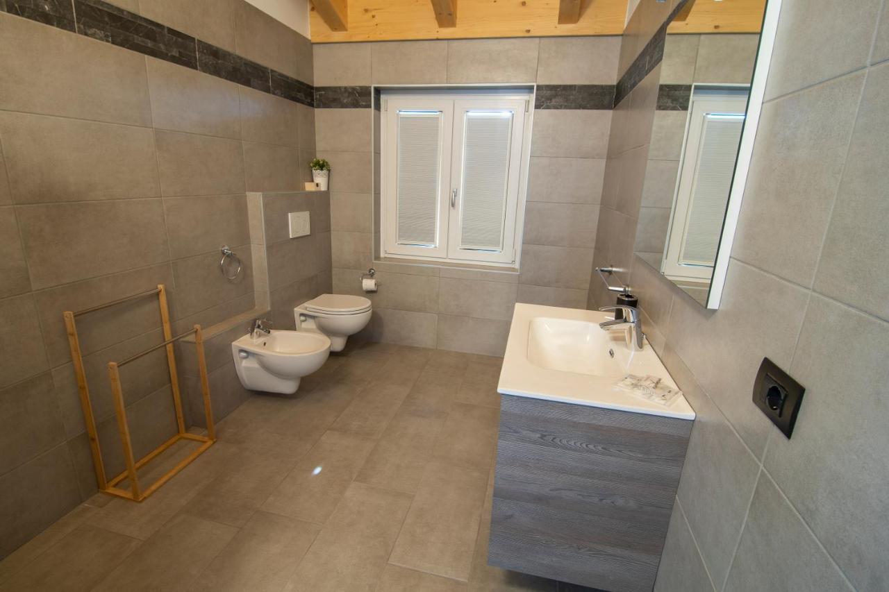 דירות Dubino Attico Bella Vista מראה חיצוני תמונה
